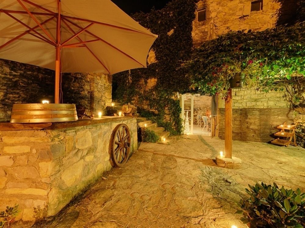 Domaine D'Alcapies Bed & Breakfast Saint-Jean-d'Alcapies Exterior photo